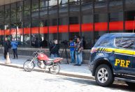 Milton Ribeiro deixa a Polícia Federal em São Paulo onde estava preso