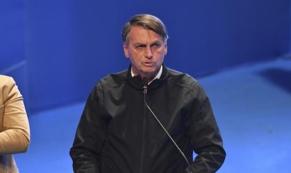 Bolsonaro diz que pode recriar até três ministérios caso seja reeleito