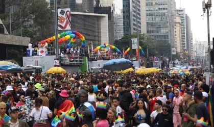 Parada do Orgulho LGBT+ terá Pabllo Vittar, Gloria Groove e mais; confira