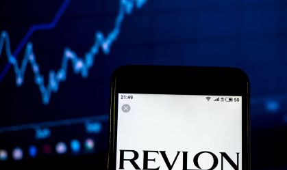 Revlon se torna a mais nova ação-meme dos investidores do Reddit; ação subiu 300%