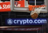 Empresas de criptomoedas investiram pesado na NBA, mas têm pouco a comemorar