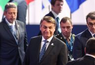 Bolsonaro diz lamentar guerra na Ucrânia, mas que tem “um país para administrar”