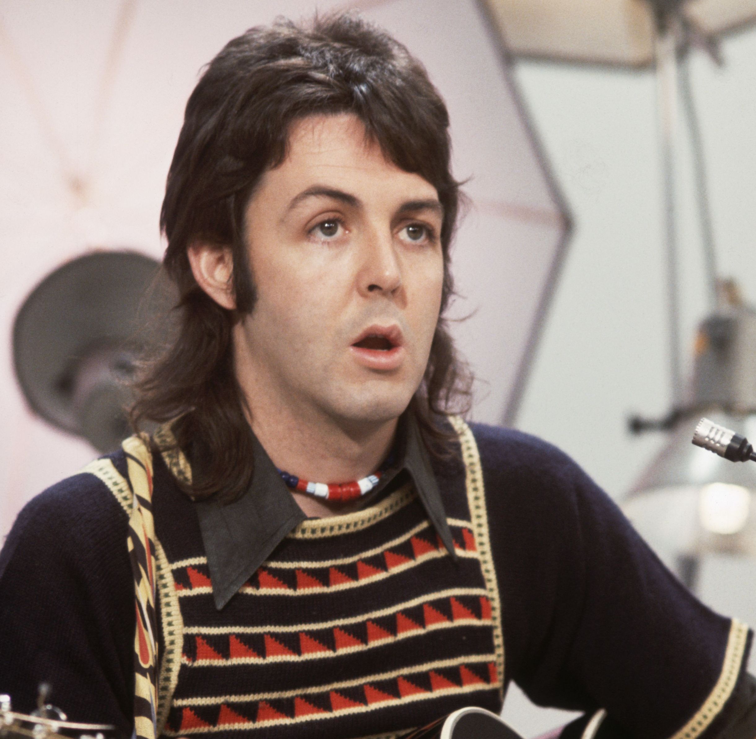 Paul McCartney faz 83 anos: relembre momentos de sua carreira em