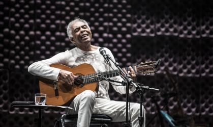 Gilberto Gil é símbolo antirracista na música