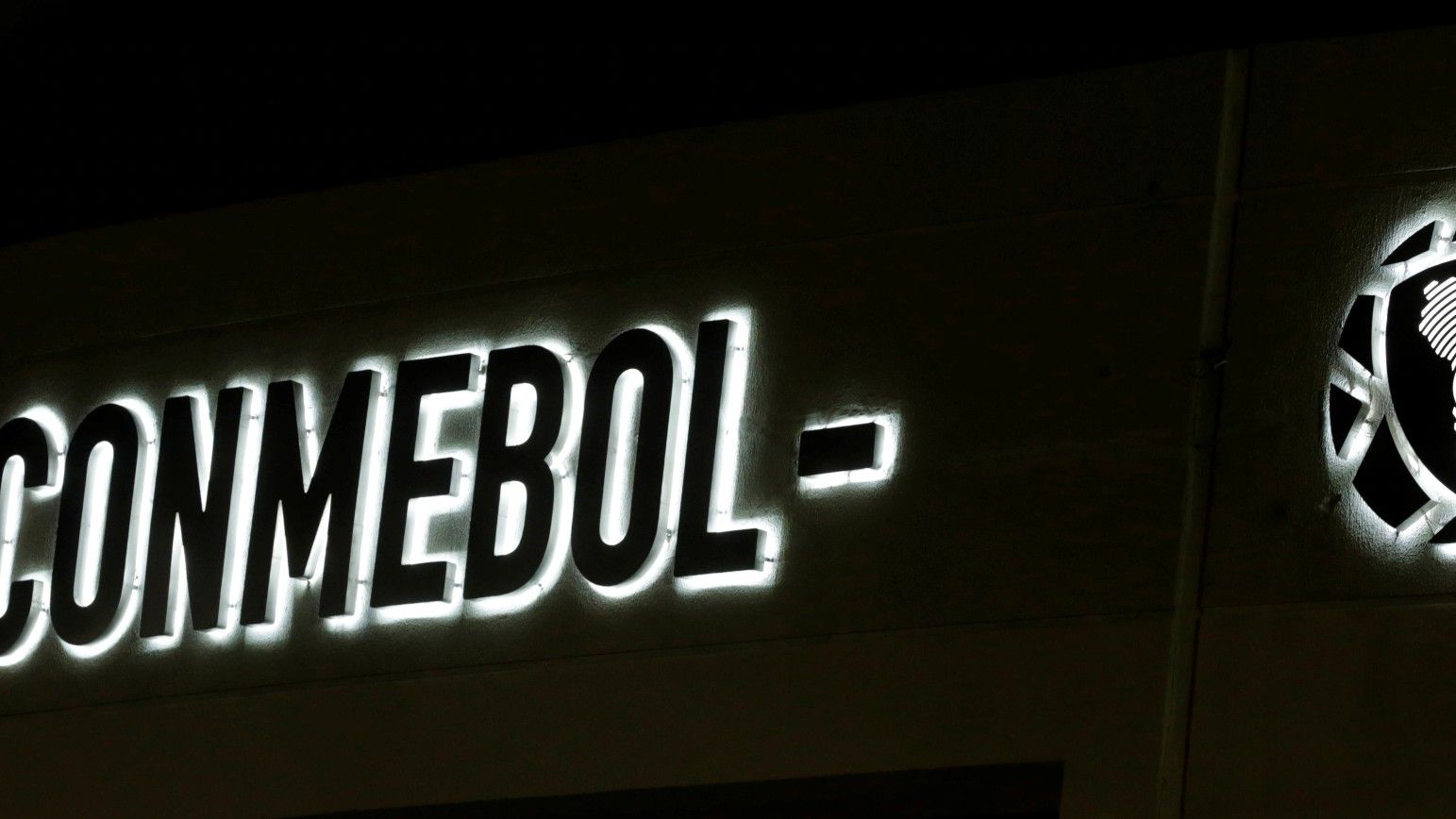 Logo Conmebol