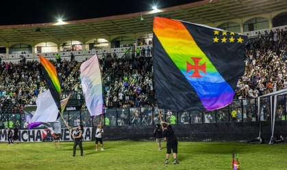 Ações contra times de futebol por homofobia superam as de injúria pela primeira vez, diz STJD