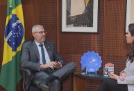 Mandei suspender repasses investigados, diz ministro da Educação à CNN