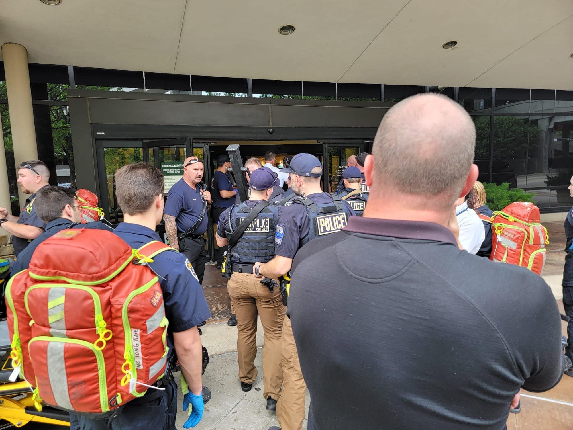 Pictures from shooting in Tulsa