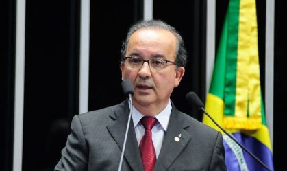Jorginho Mello diz à PF que fala sobre Bolsonaro e Valdemar foi "equívoco"