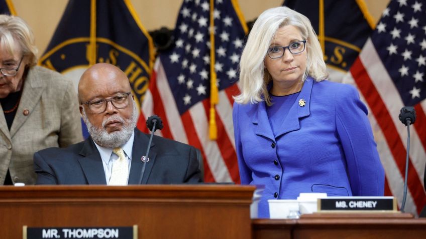 Bennie Thompson e Liz Cheney, presidente e vice do painel de investigação / Reuters