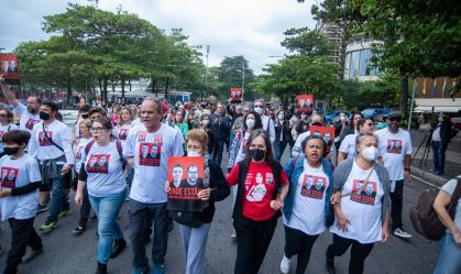 Protesto pede celeridade nas buscas pelo jornalista inglês Dom Phillips e o indigenista Bruno Pereira