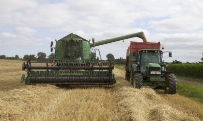 Prejuízo da AgroGalaxy cresce 1.679% no 3º tri de 2024, para R$ 1,58 bilhão