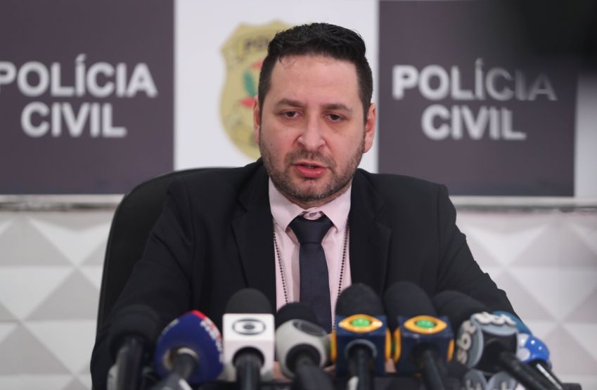Entrevista coletiva do delegado Fernando Santiago, do Departamento Estadual de Investigações sobre Narcóticos (Denarc), que pediu à Justiça o sequestro de bens do contador João Muniz Leite por suspeita de lavagem de dinheiro do crime organizado / WERTHER SANTANA/ESTADÃO CONTEÚDO
