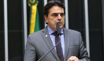 Taxar LCA e LCI é um erro fatal e pode gerar inflação, diz deputado à CNN