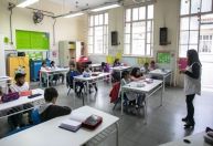 Prefeitura de Buenos Aires proíbe linguagem inclusiva nas escolas