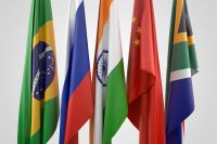 Atlas: para 44%, Brasil deveria se alinhar mais ao BRICS; para 37%, aos EUA