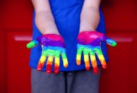 É papel da escola ensinar sobre diversidade sexual, avalia pesquisadora