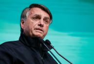 Bolsonaro diz que telefonema para Zelensky nesta segunda será “segredo de Estado”