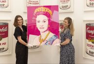Como artistas retrataram a rainha Elizabeth II durante seu reinado