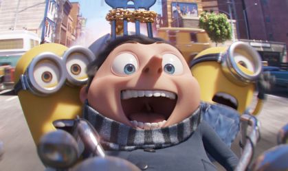 Por que os adolescentes do TikTok estão vestindo ternos para assistir ao novo "Minions"