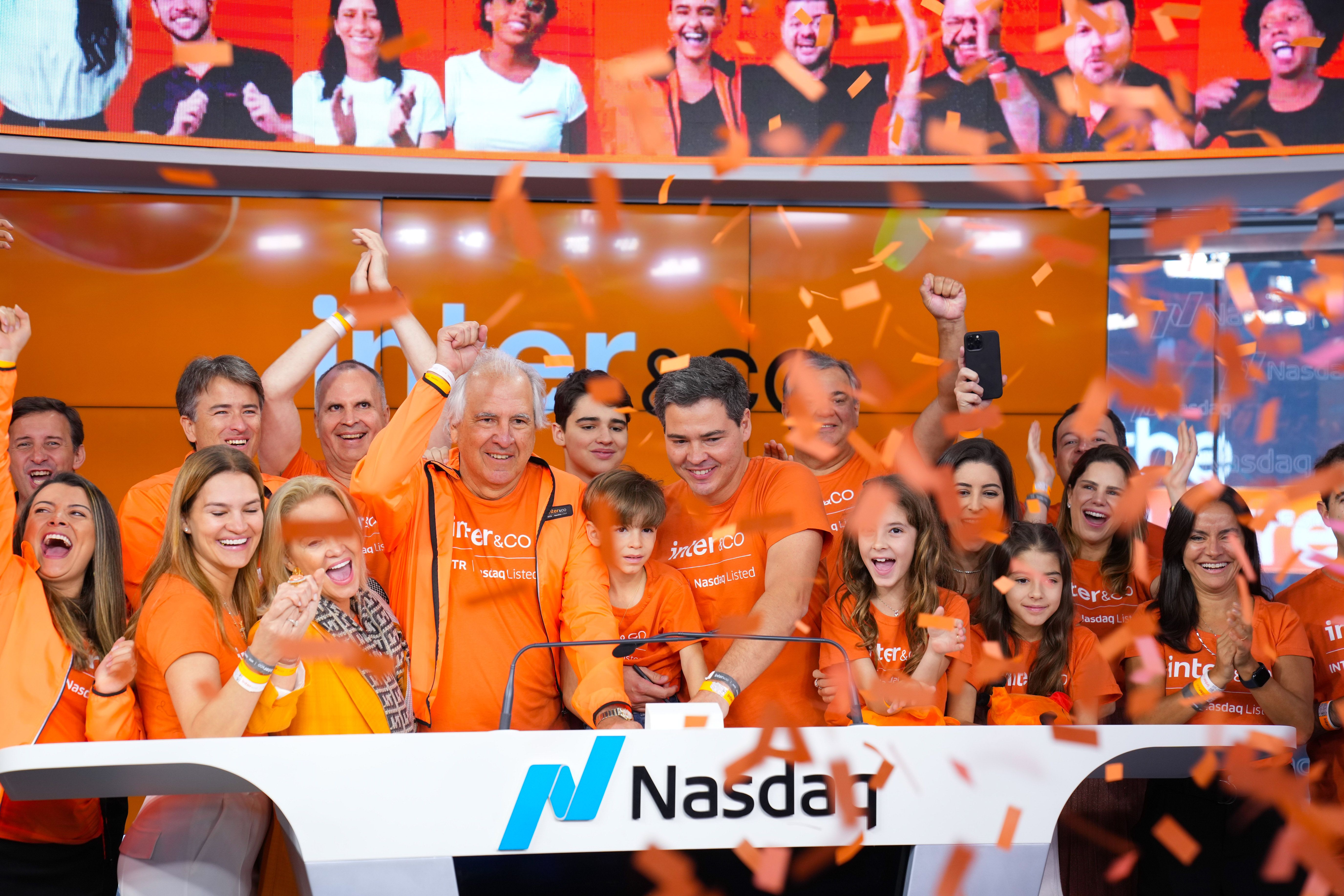 Cerimônia de lançamento das ações do Inter na Nasdaq
