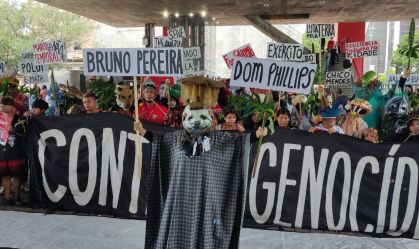 Indígenas pedem justiça por Dom e Bruno em protesto em São Paulo