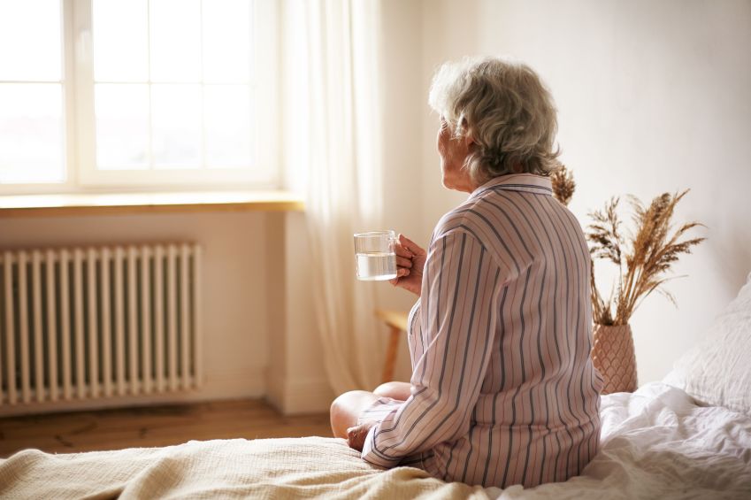 Idosa com Alzheimer / Freepik