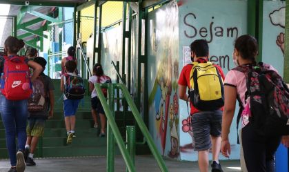 Justiça de SP suspende leilão da construção de escolas estaduais