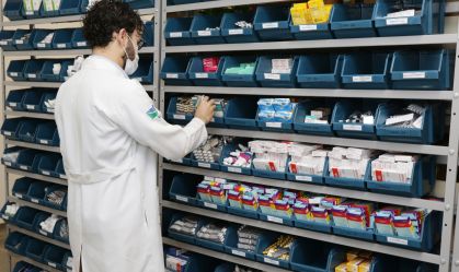 Falta de medicamentos afeta principalmente estoque das farmácias, diz presidente do Sindhosp