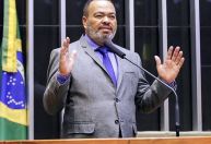 Após decisão de Nunes Marques, Lira afasta deputado do PT e Valdevan retoma mandato