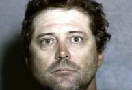 Suspeito de 2 assassinatos nos EUA, na década de 1980, é identificado após teste de DNA