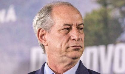 Em inauguração de comitê em SP, Ciro diz acreditar que é possível “virar o jogo”