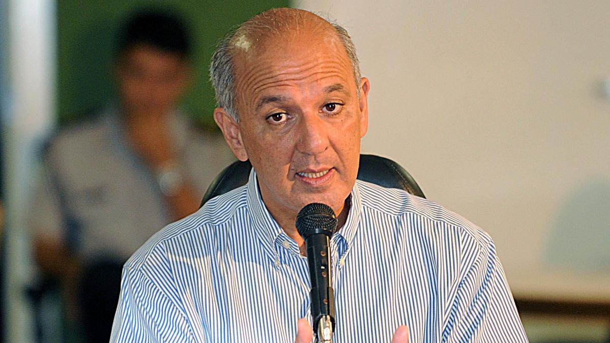 “Paguei um preço alto e estou aqui de cabeça erguida”, diz Arruda à CNN
