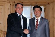 Bolsonaro lamenta morte de Shinzo Abe e decreta luto oficial