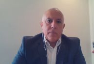 Setores de carros e calçados no Brasil devem sofrer com Argentina, diz professor