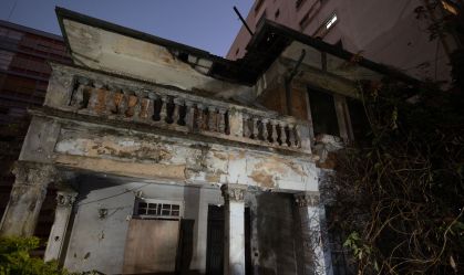 Polícia Civil de SP faz operação em "Casa Abandonada" no bairro de Higienópolis