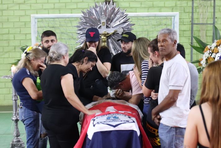 Velório do guarda municipal Marcelo Arruda, assassinado em Foz do Iguaçu / Christian Rizzi/FotoArena/Estadão Conteúdo