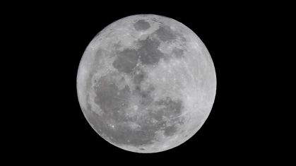 Super Lua na capital pernambucana, Recife, nesta quarta-feira