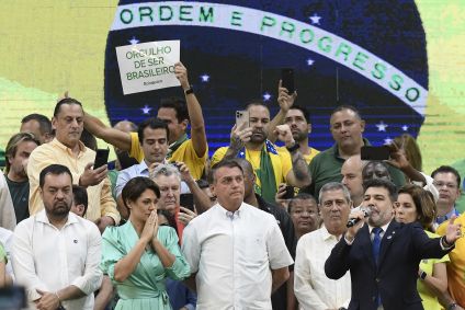 O candidato a presidência Jair Bolsonaro ,Michele Bolsonaro, General Braga Netto e o Deputado Marcos Feliciano durante convensão do partido Partido Liberal, PL, realizado no estádio Maracanãnzinho, na cidade do Rio de Janeiro, RJ, neste domingo (24)