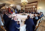 Ucrânia, Rússia e Turquia assinam acordo para permitir exportação de grãos
