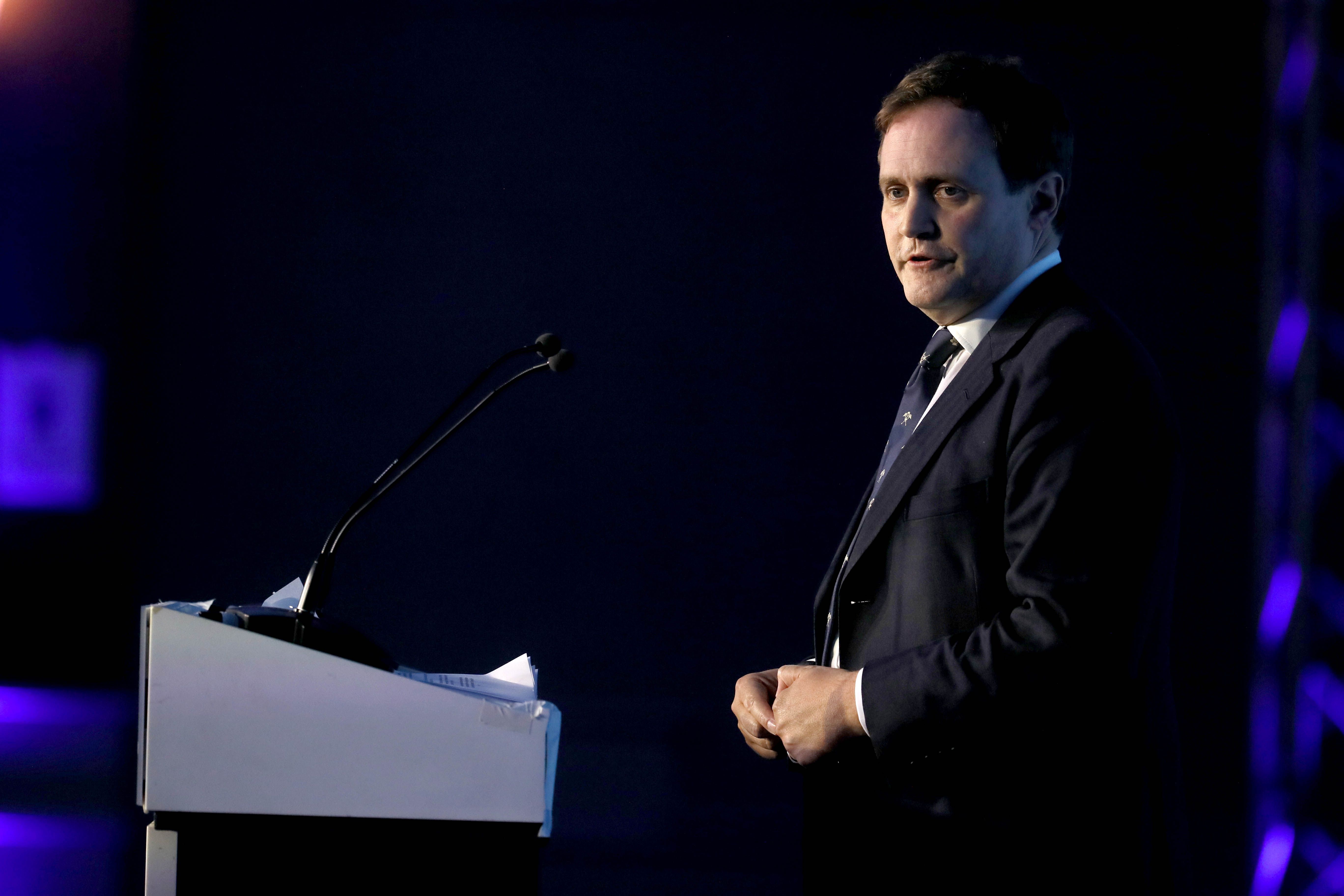 Tom Tugendhat falando em evento em Belfast, em outubro de 2021. / Brian Lawless/PA Images via Getty Images