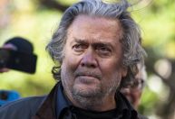 Ex-estrategista de Trump deixa a prisão