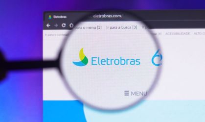 Lucro da Eletrobras cai 45% no 2º tri por efeito cambial e provisões