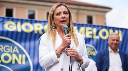 Giorgia Meloni concorre nas eleições da Itália pelo partido "Irmãos da Itália"