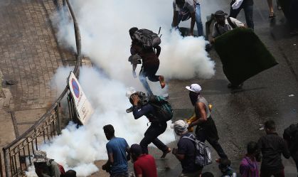 Protestos no Sri Lanka deixam dezenas de feridos, segundo hospital na capital do país