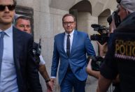 Kevin Spacey se declara inocente de acusações de agressão sexual