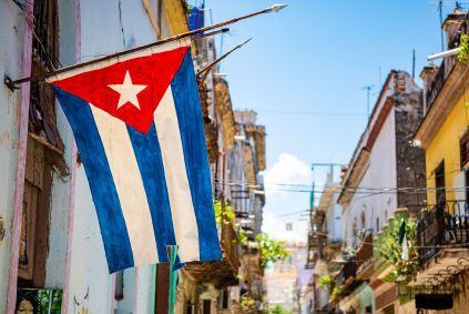 Rua em Havana, capital de Cuba
