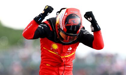 Carlos Sainz vence GP de Silverstone, em primeira vitória da carreira na Fórmula 1
