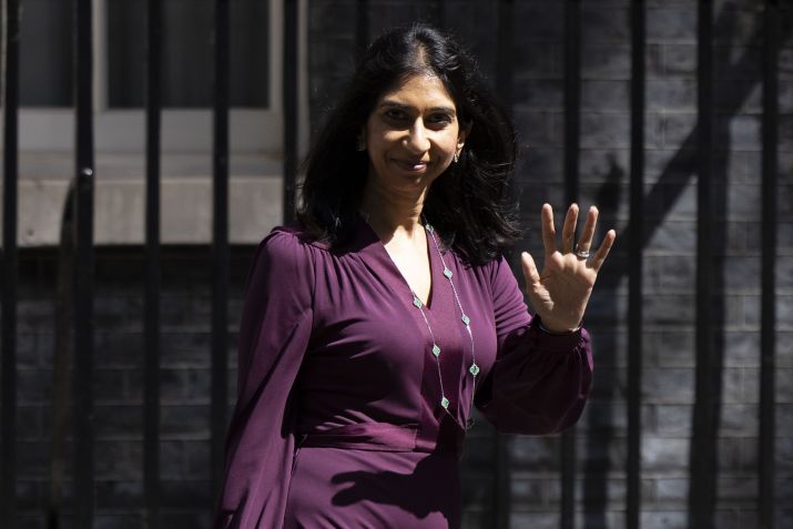 Suella Braverman deixa Downing Street após reunião do governo, em julho de 2022. / Dan Kitwood/Getty Images