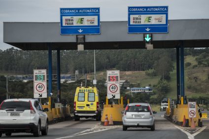 Praça de pedágio no interior de São Paulo